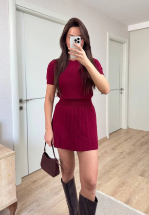 Kadın Kısa Kollu Bluz Mini Etekli ikili Takım Triko - Bordo