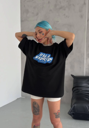 kadın  Bisiklet Yaka Baskılı Oversize T-Shirt - Siyah